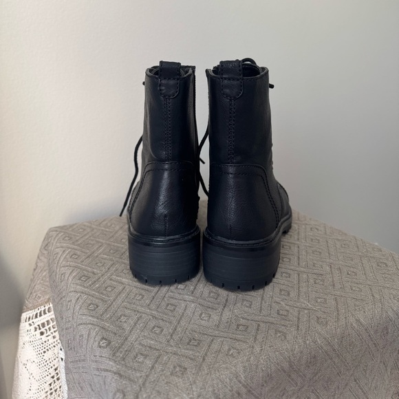 Universal fabulous Thread Women’s Combat Boots, size 8,5 - Picture 4 of 8